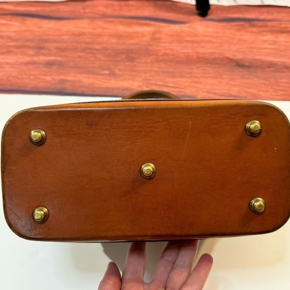 Vintage Dooney and Bourke Norfolk Collection
All-Weather Leather Bag Blue - Picture 5 of 16